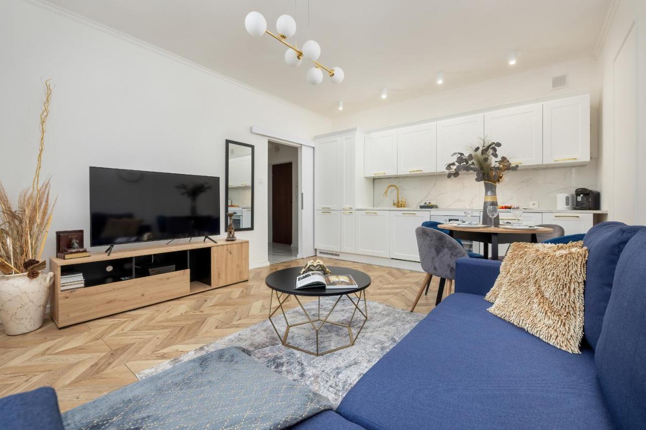 Beautiful One Bedroom Apartment Zamkowa By Rent Like Home Gdaňsk Exteriér fotografie