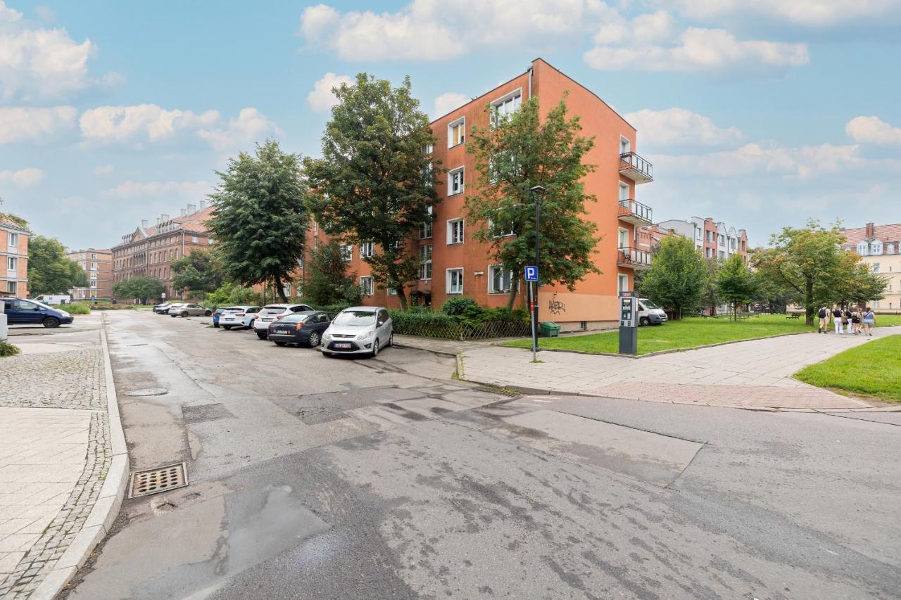 Beautiful One Bedroom Apartment Zamkowa By Rent Like Home Gdaňsk Exteriér fotografie